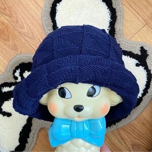 knit pullover hat
